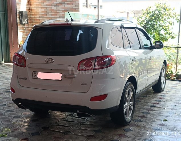 Hyundai Santa Fe-4