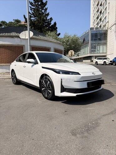Changan Qiyuan A05-2