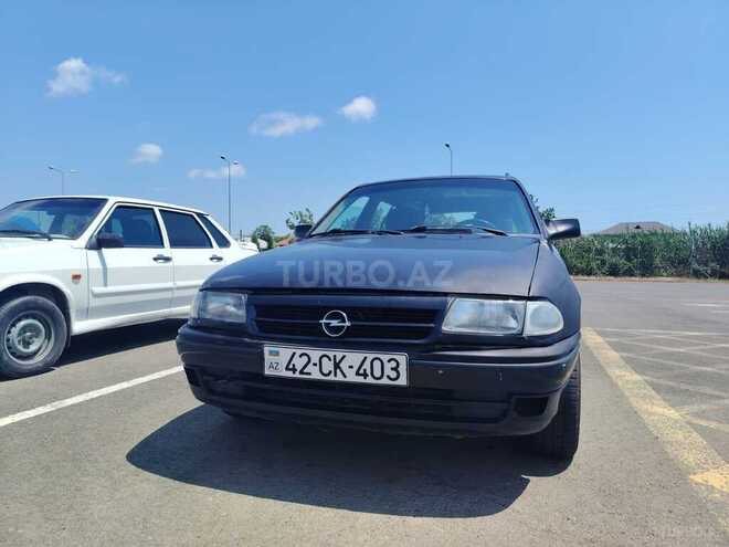 Opel Astra-1