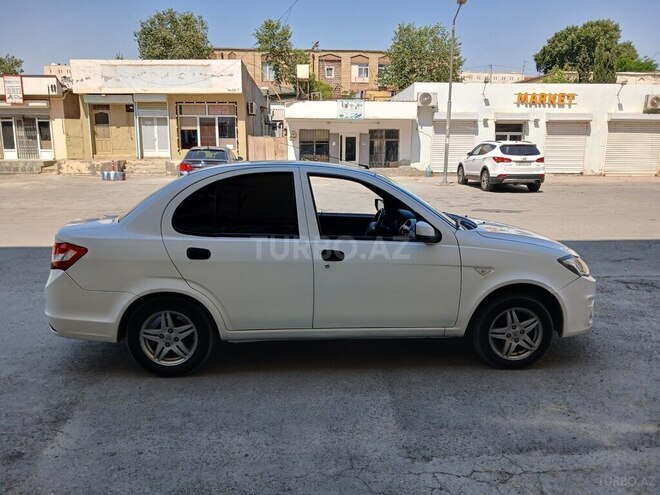 Saipa Saina-3