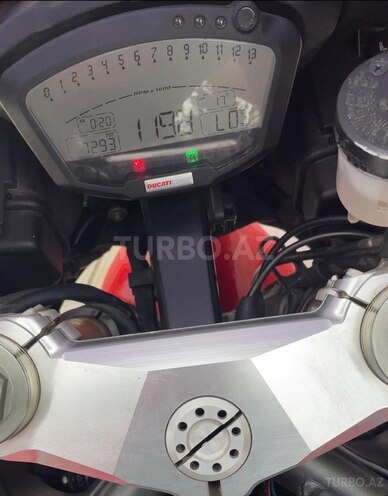 Ducati 1199 Panigale-6