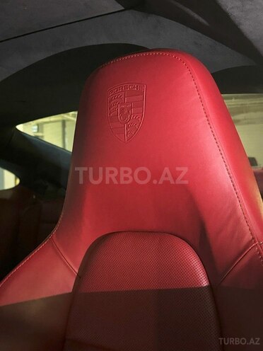 Porsche 911 GT3-10