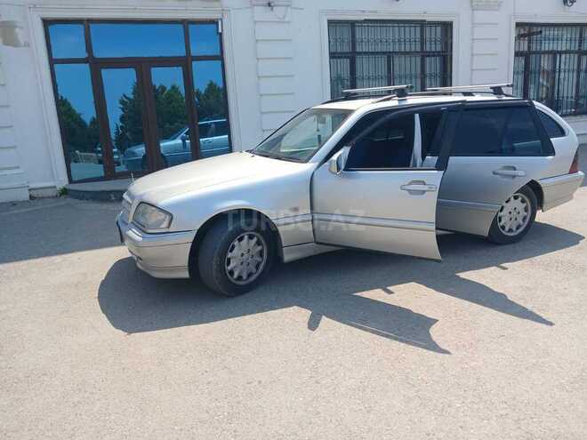 Mercedes C 220-2