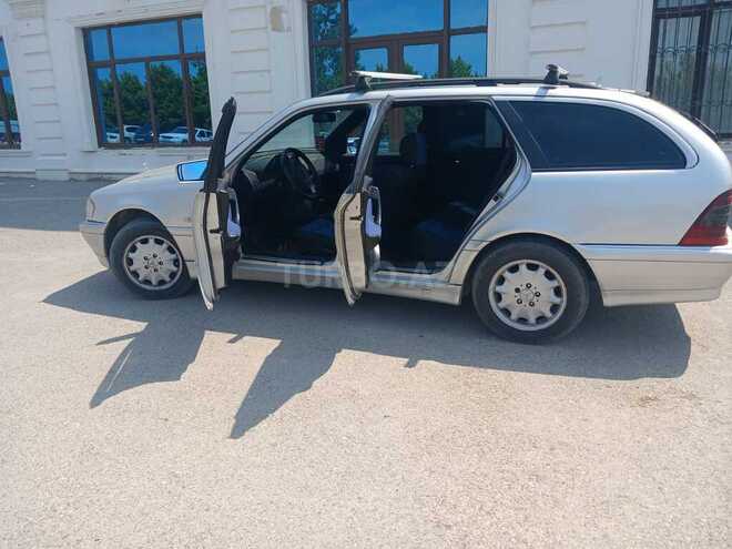 Mercedes C 220-8