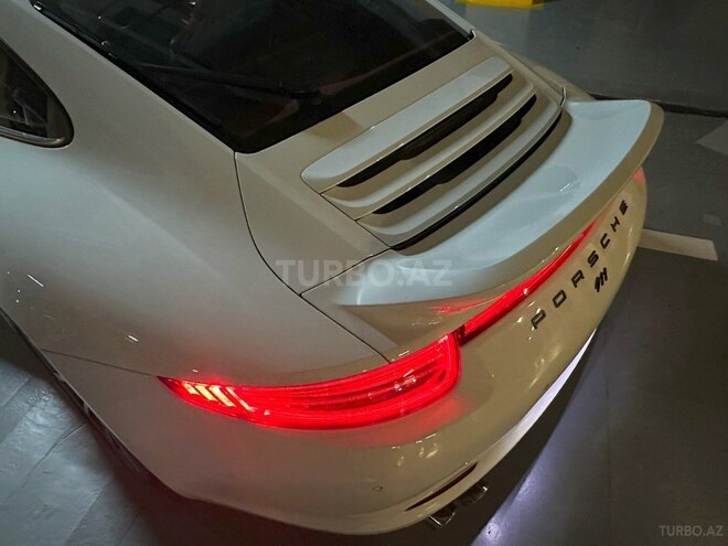 Porsche 911 GT3-6