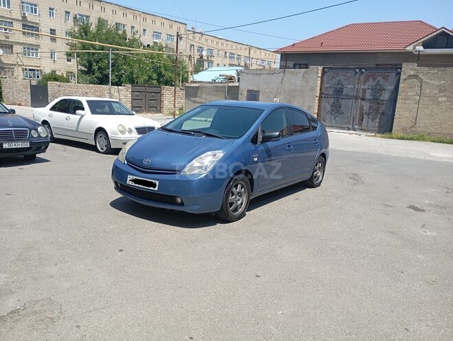 Toyota Prius-3