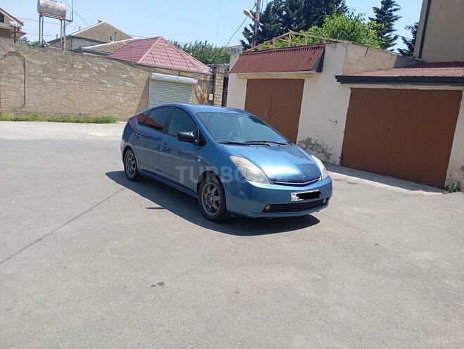 Toyota Prius-5