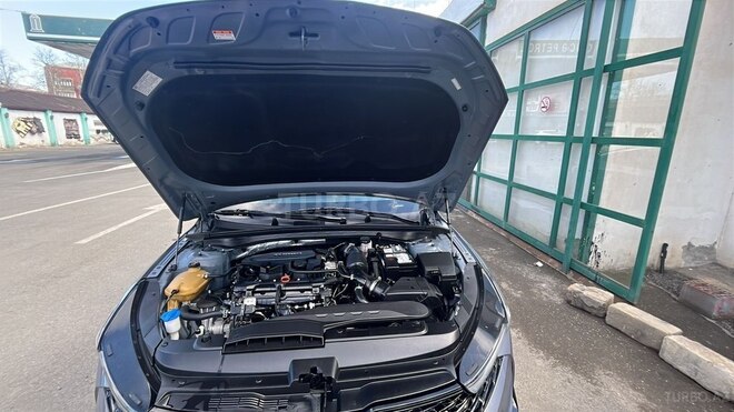 Kia K5-8