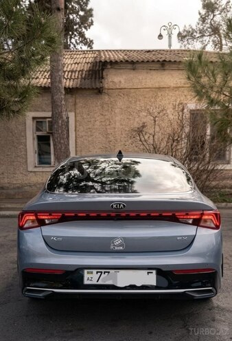 Kia K5-10