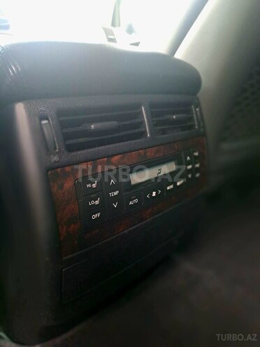 Toyota Land Cruiser-8