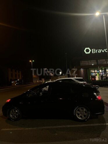 Toyota Prius-4