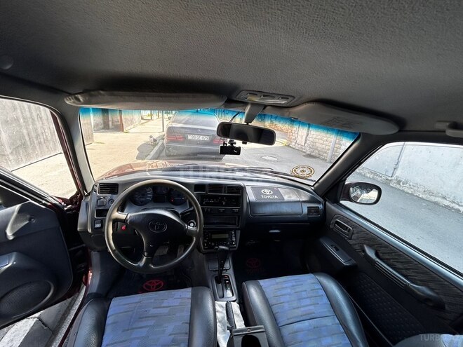 Toyota RAV4-19