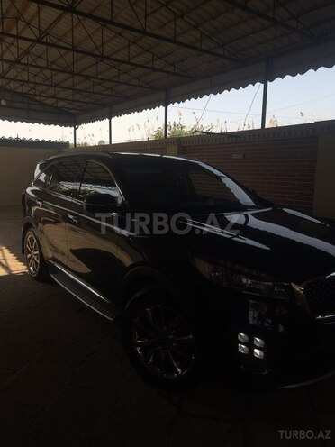 Kia Sorento-2