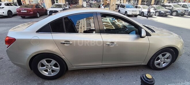 Chevrolet Cruze-4