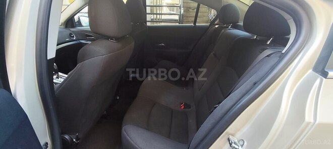 Chevrolet Cruze-5