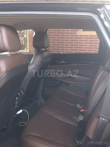Kia Sorento-7