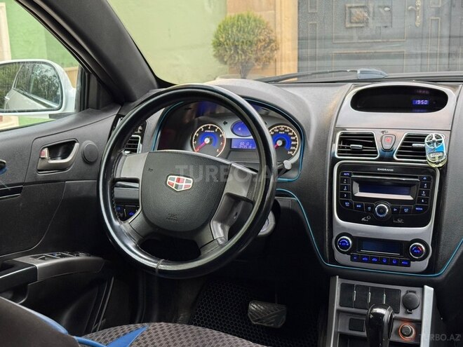 Geely Emgrand EC7-7