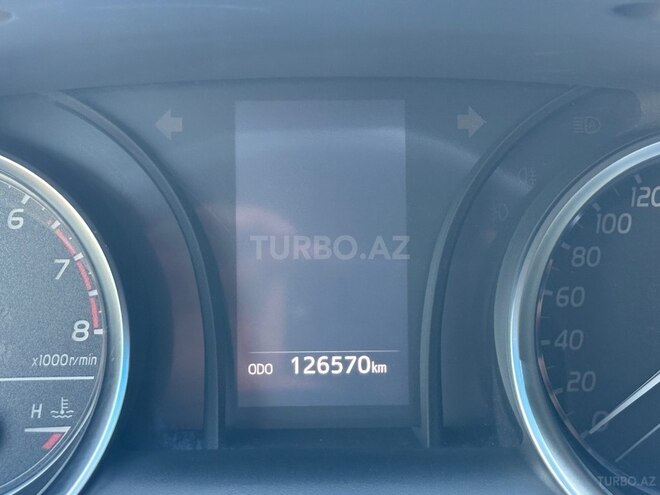 Toyota Camry-10