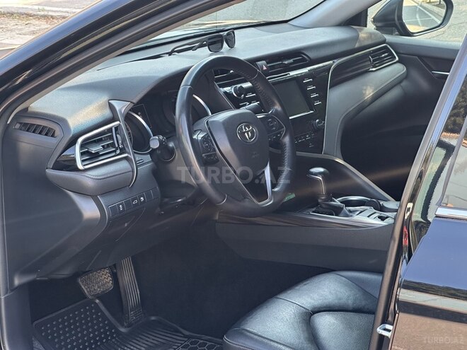 Toyota Camry-7