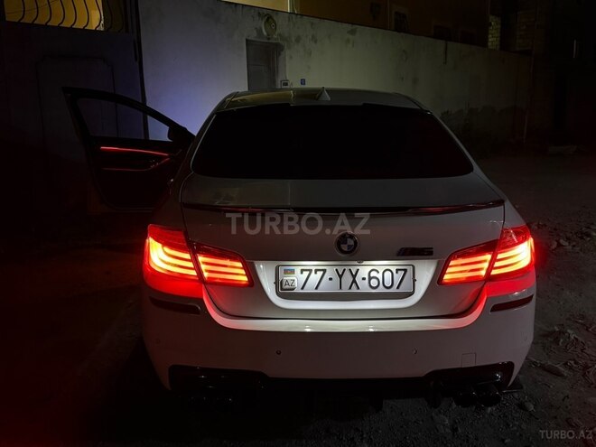 BMW 528-9