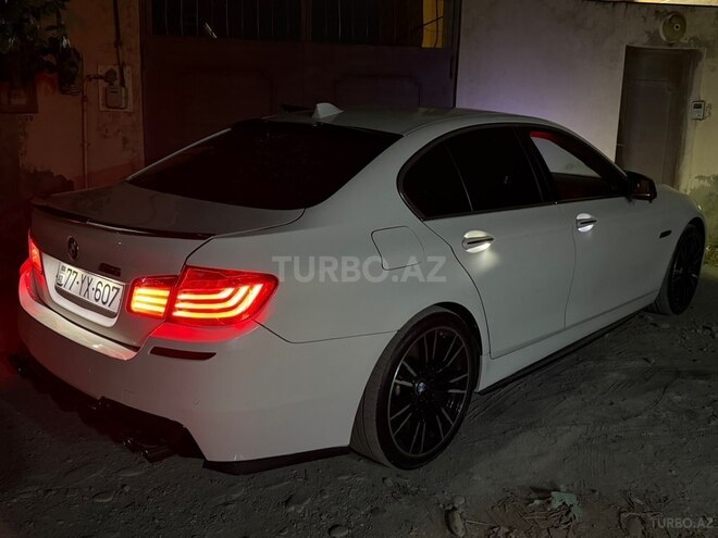 BMW 528-8