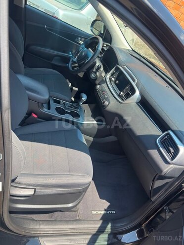 Kia Sorento-3