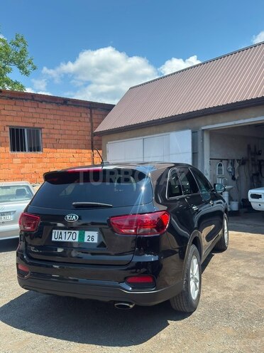Kia Sorento-4