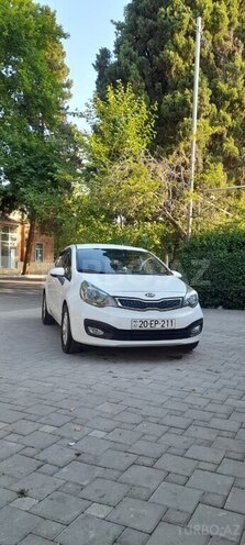 Kia Rio-5