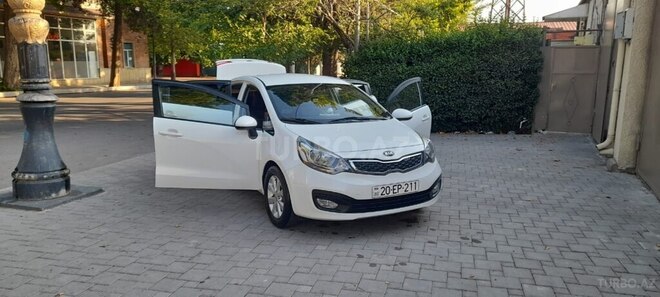 Kia Rio-7