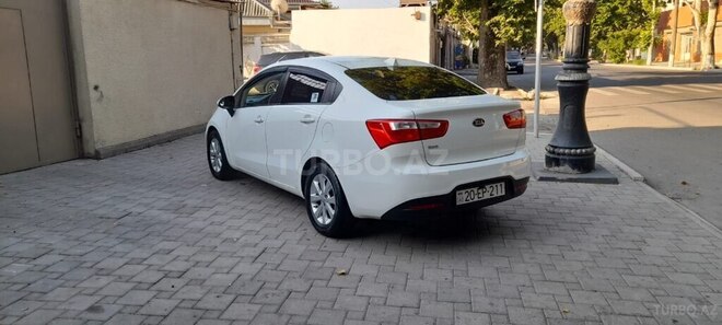Kia Rio-6