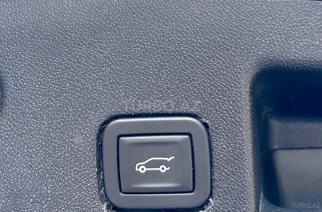 Chevrolet Equinox-11