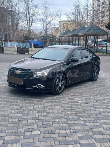Chevrolet Cruze-12