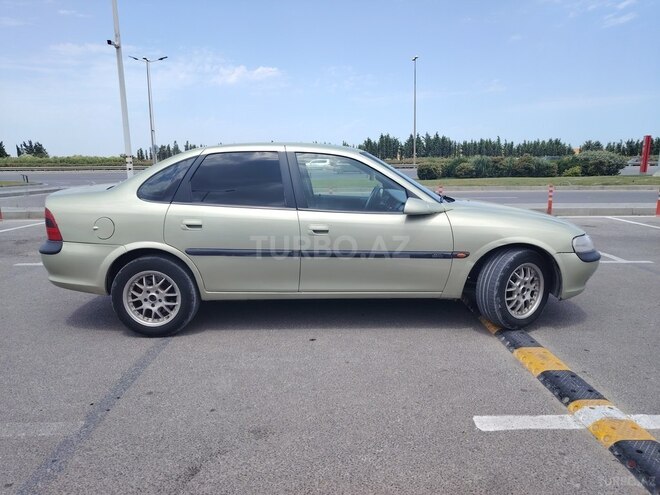 Opel Vectra-5