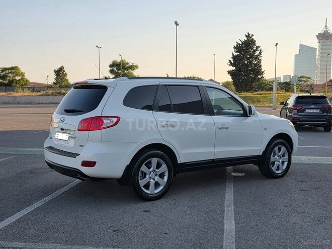 Hyundai Santa Fe-5