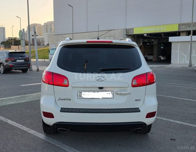 Hyundai Santa Fe-4
