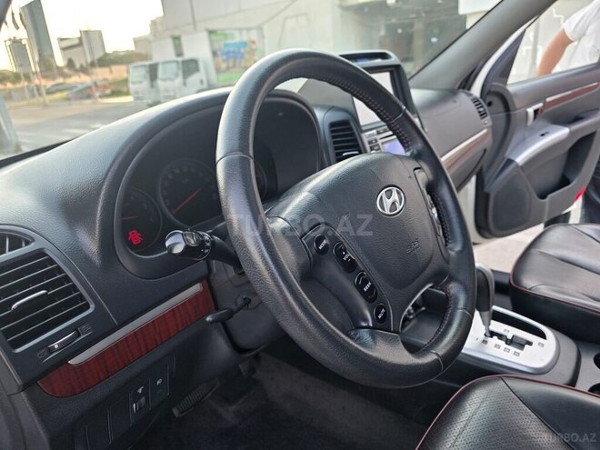 Hyundai Santa Fe-21