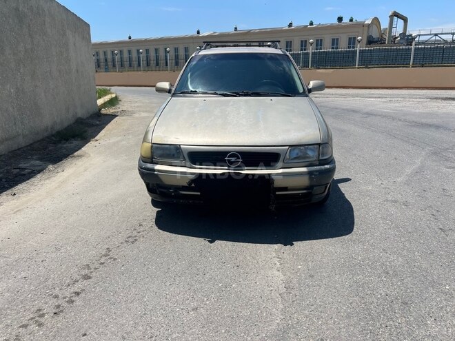 Opel Astra-1