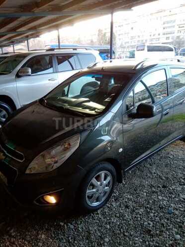 Chevrolet Spark-5