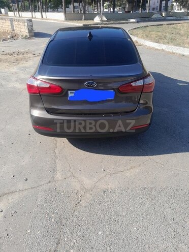 Kia Cerato-8