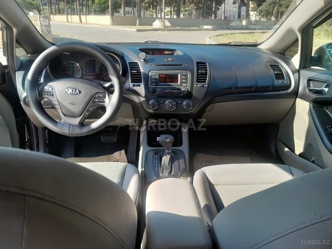 Kia Cerato-7
