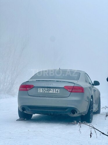 Audi A5-15