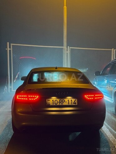 Audi A5-12