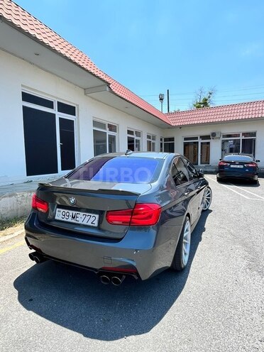 BMW 330-5
