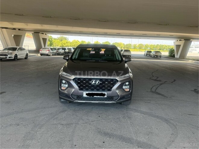 Hyundai Santa Fe-1