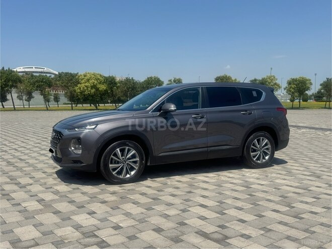 Hyundai Santa Fe-14