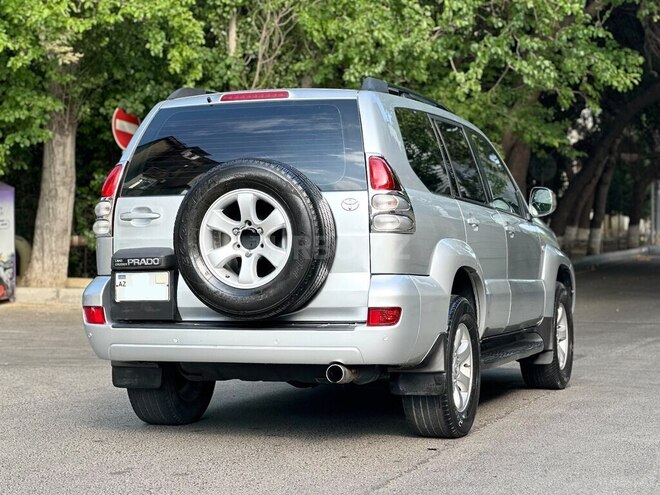 Toyota Land Cruiser Prado-11