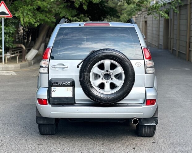 Toyota Land Cruiser Prado-13
