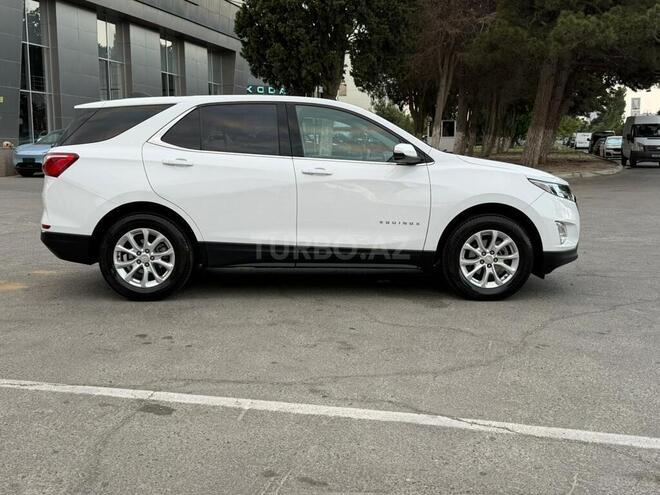 Chevrolet Equinox-4