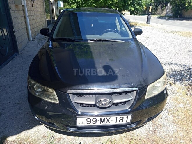 Hyundai Sonata-1