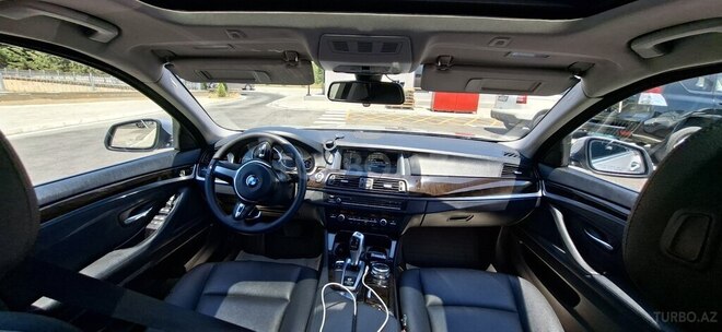 BMW 528-9